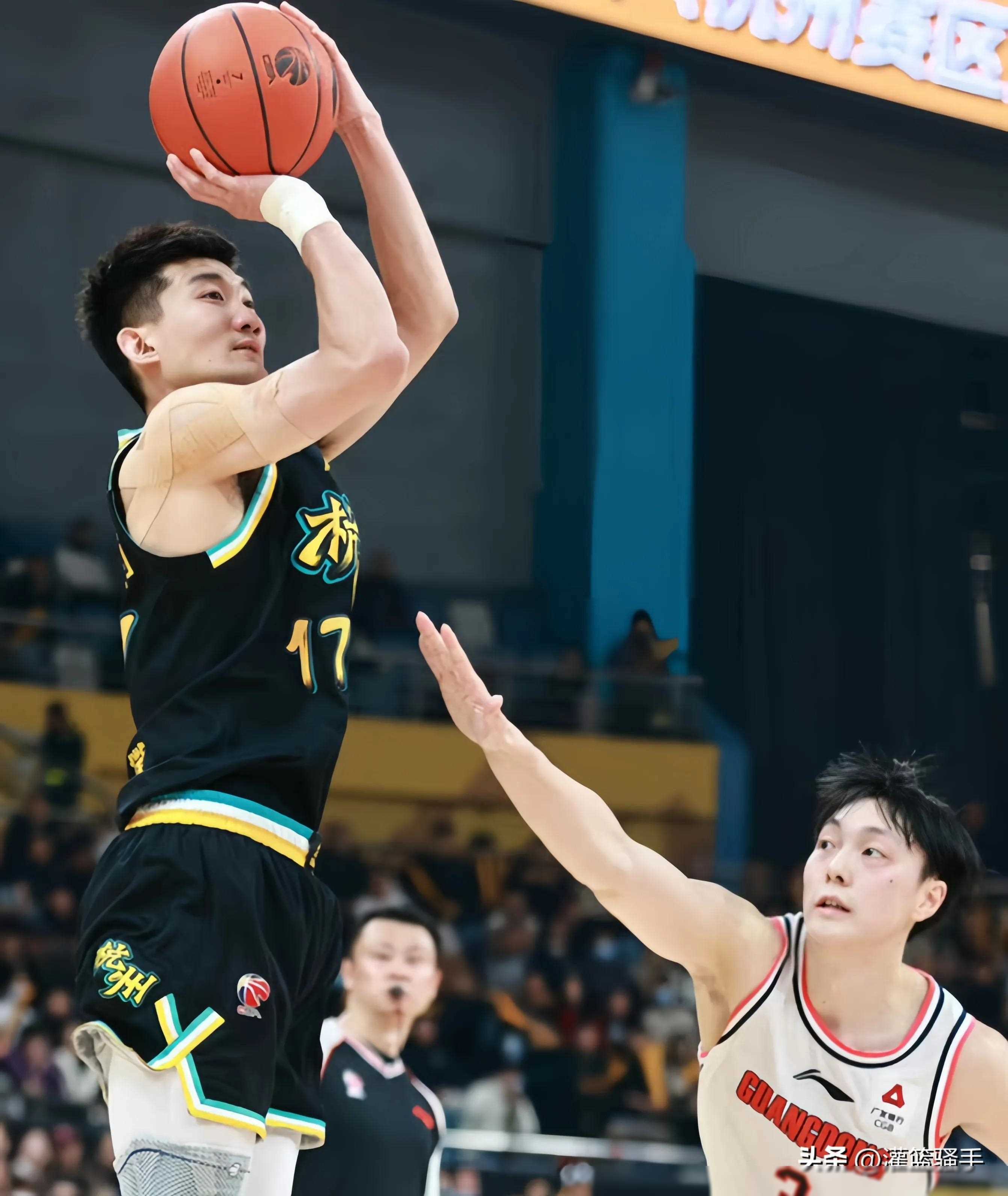 久经考验的球员在关键时刻站出的简单介绍 久经考验的球员在关键时刻站出的简单介绍