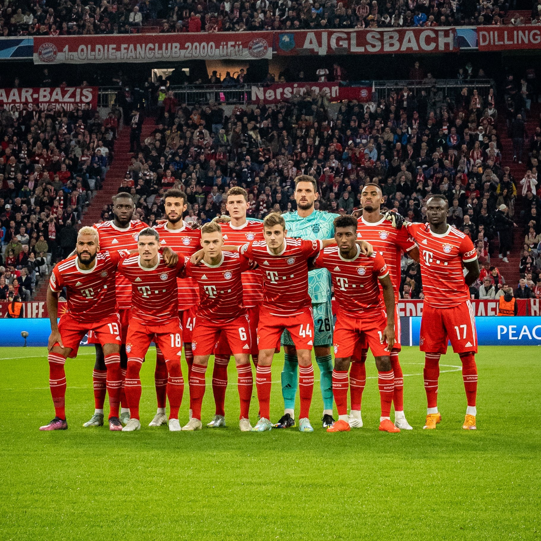 关于拜仁连胜，欧冠三连杀对手晋级的信息