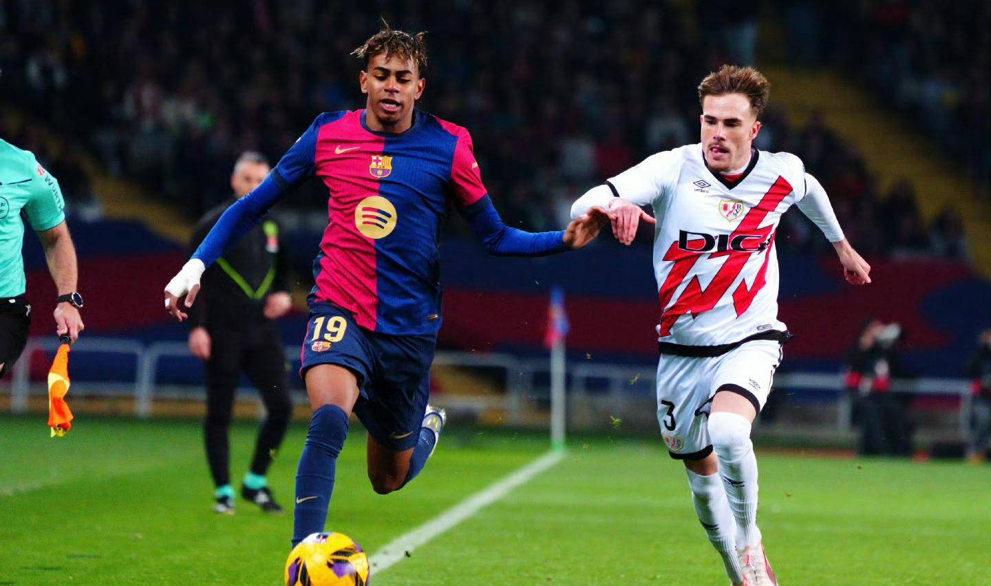 关于比利亚雷亚尔踢平巴列卡诺，保持顶尖球队地位的信息