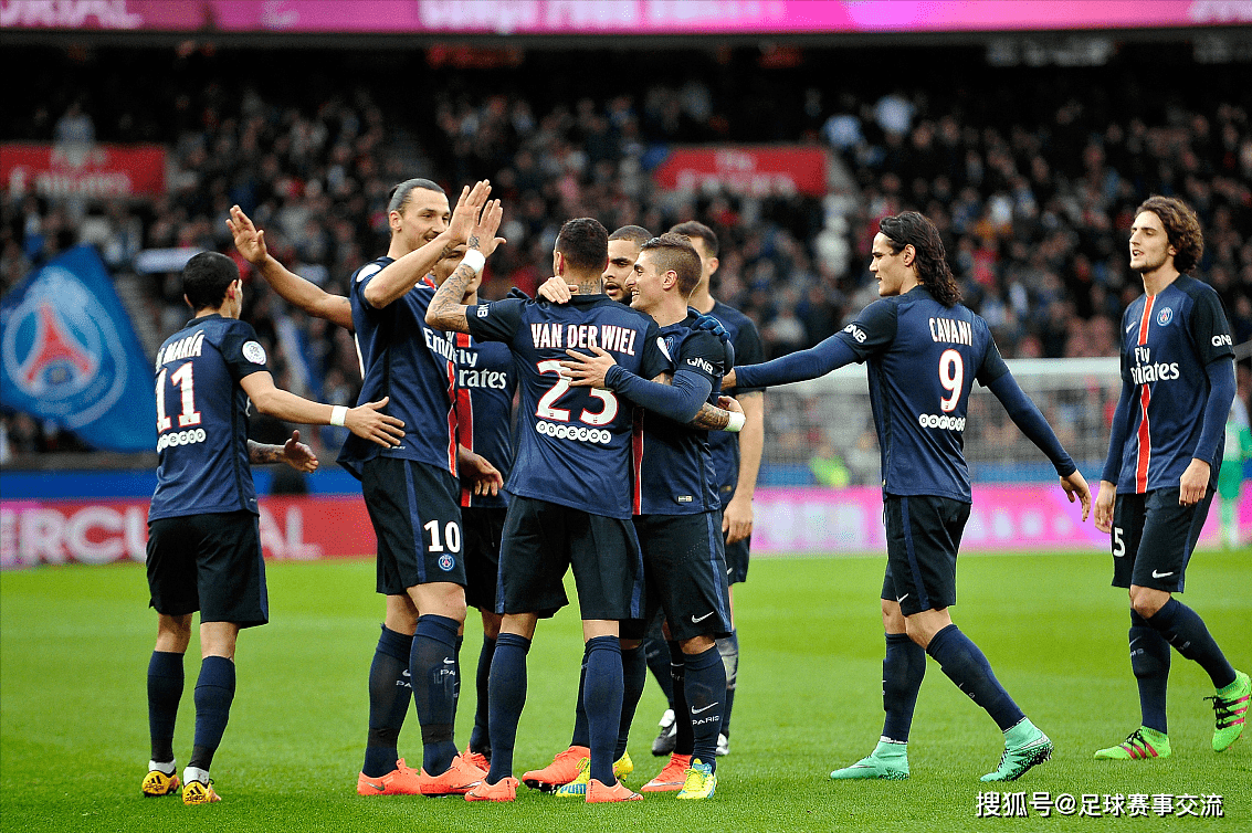 伯明翰城客场取胜，成功逆袭拿下三分 