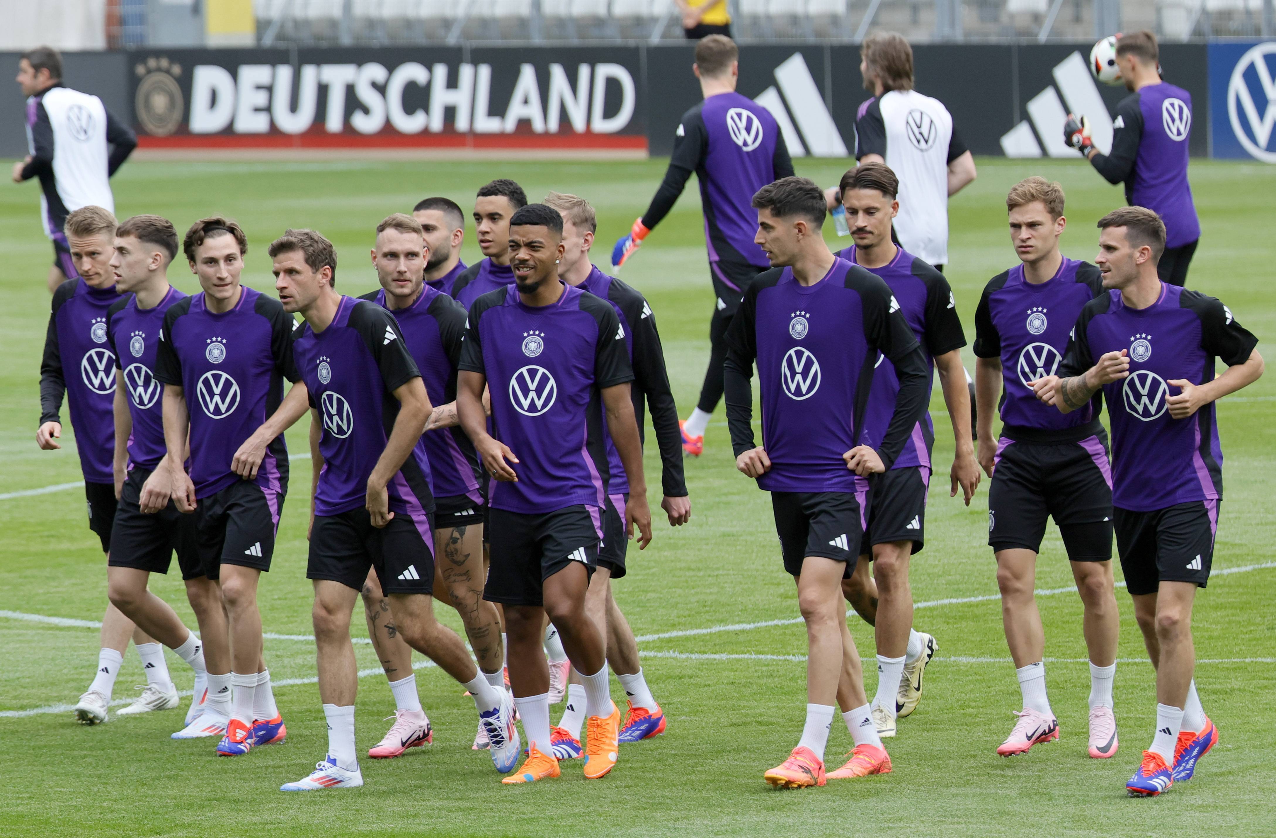 冰岛队踌躇满志，积极备战欧洲杯的简单介绍