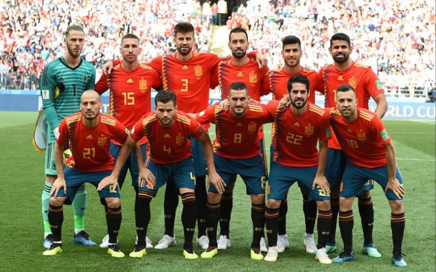 西班牙男足横扫对手晋级半决赛 西班牙男足横扫对手晋级半决赛