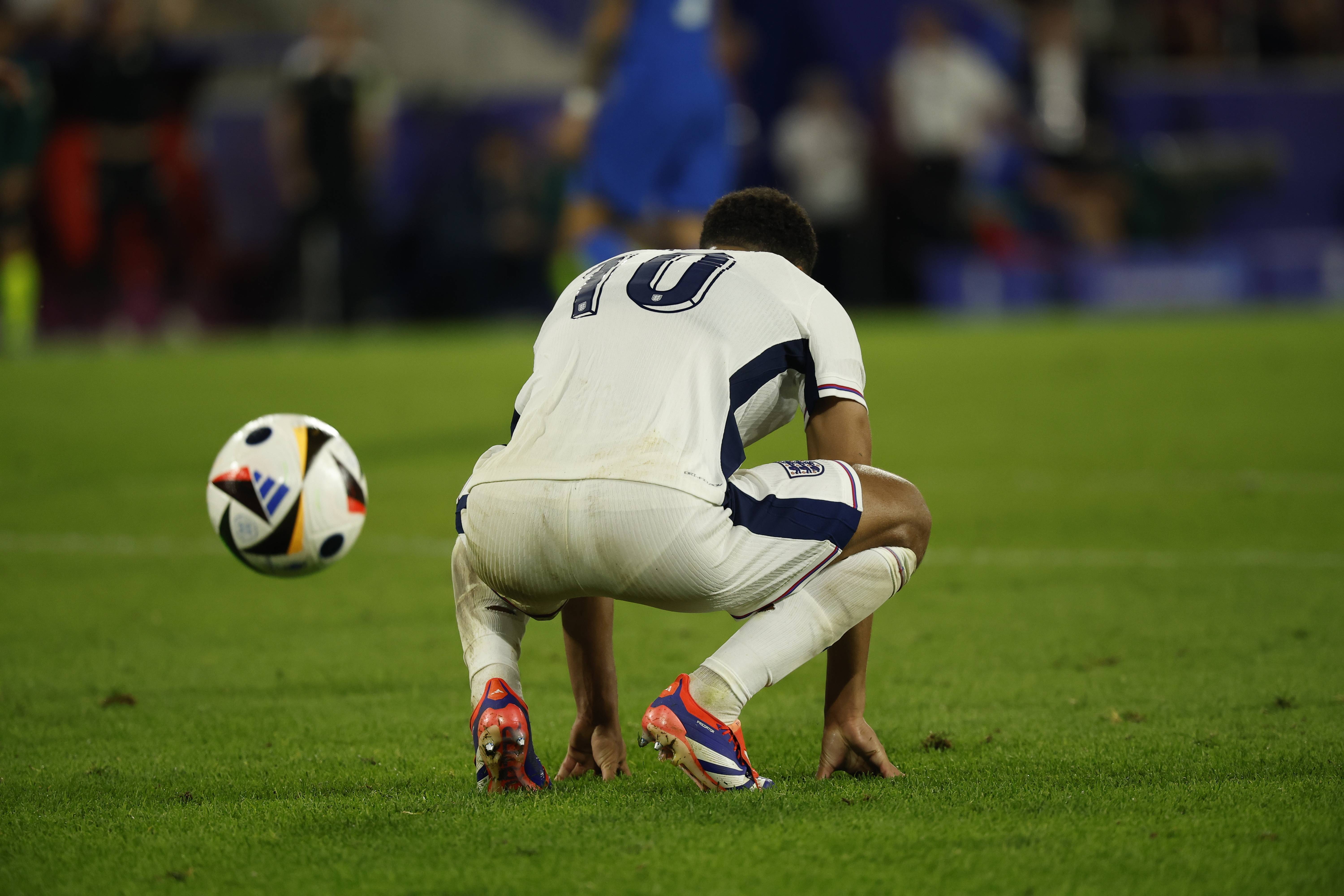 包含斯洛文尼亚队梦想破灭，欧锦赛之路长漫的词条