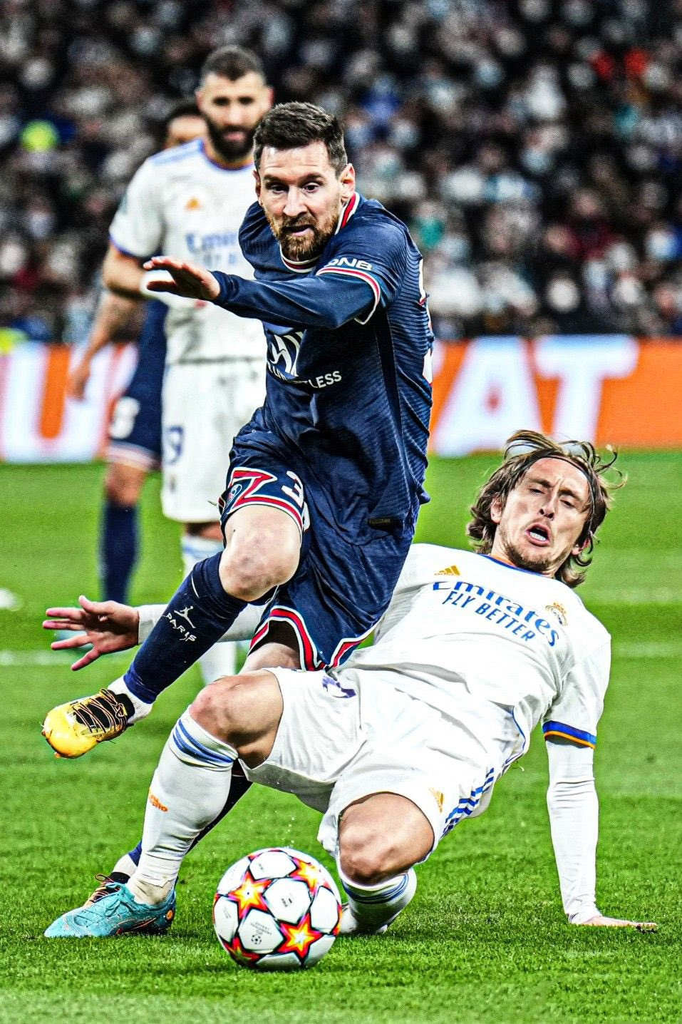 包含克罗地亚队惊险晋级，欧锦赛悬念重重的词条