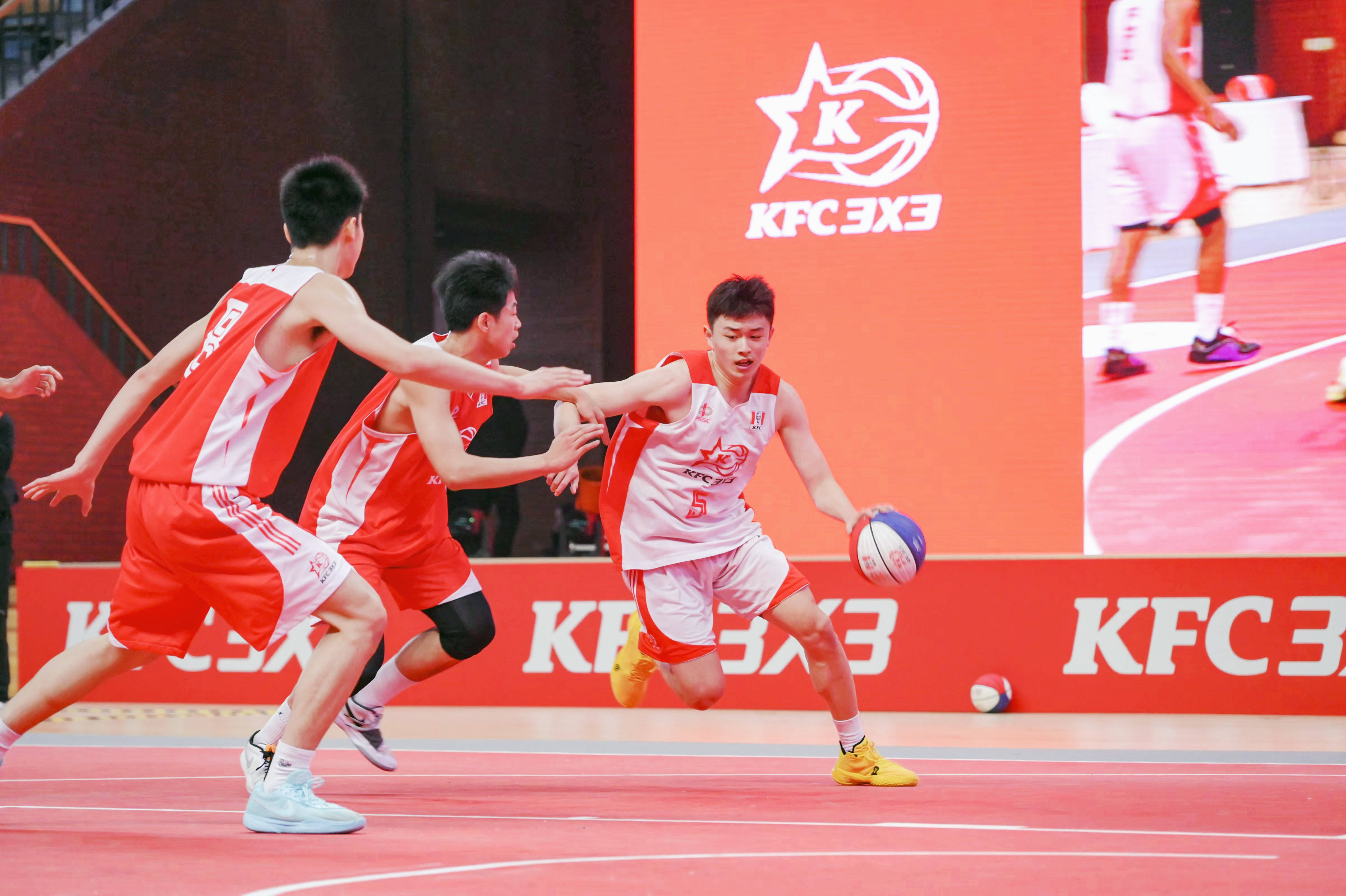 天津男篮取得胜利，稳固佳绩继续前行的简单介绍