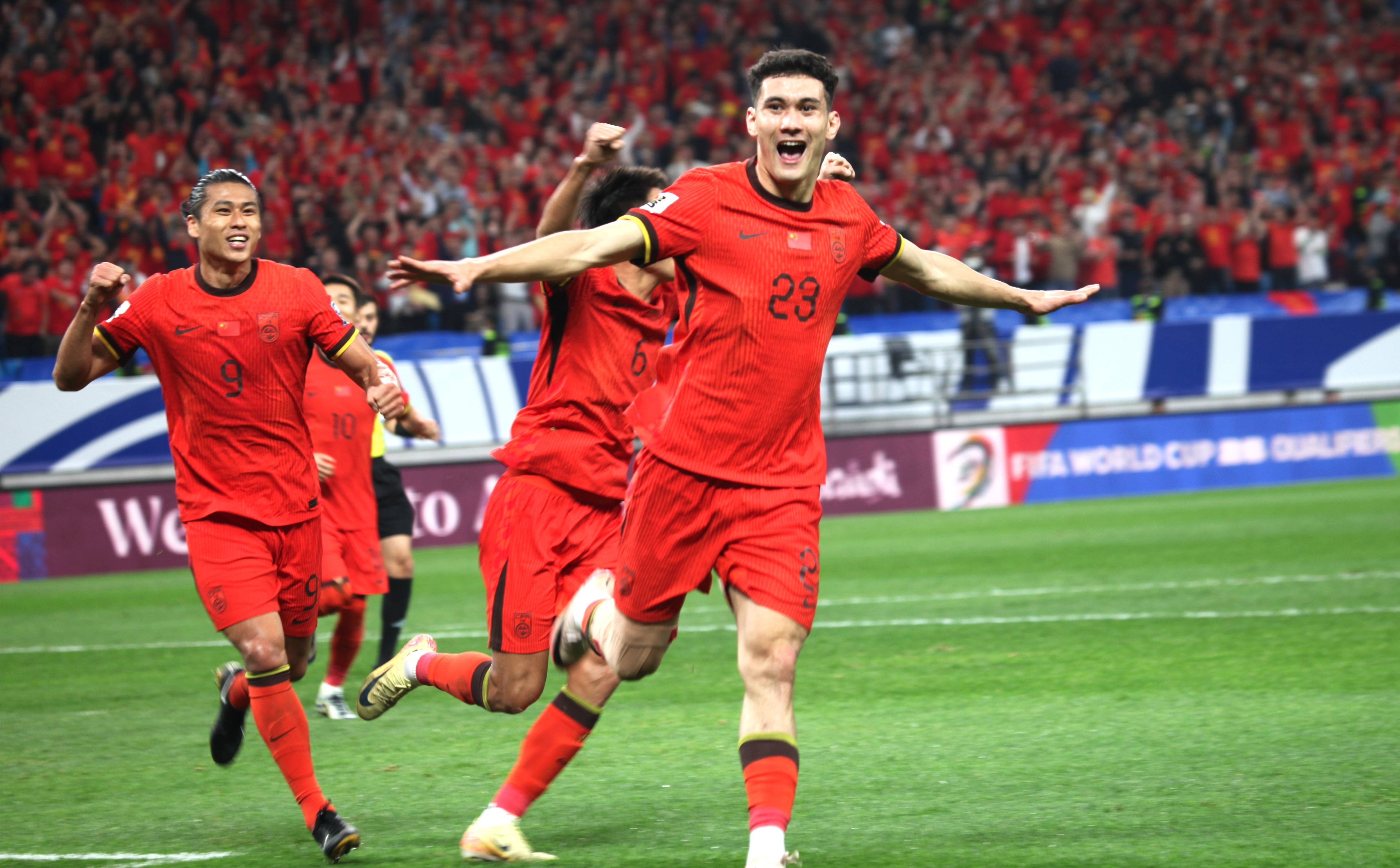 西班牙高压守势,小组赛获胜而进 西班牙高压守势,小组赛获胜而进