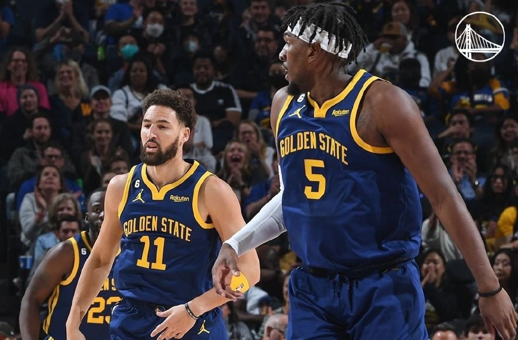 战术调整实现大逆转，球队不断刷新纪录 