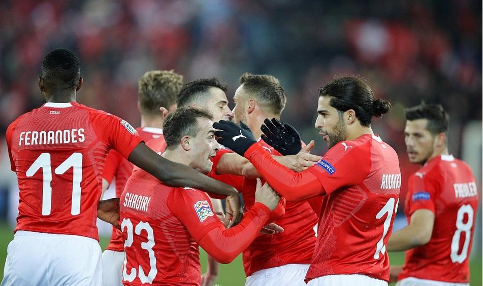 包含比利时逆转瑞士，将决赛门票入手的词条