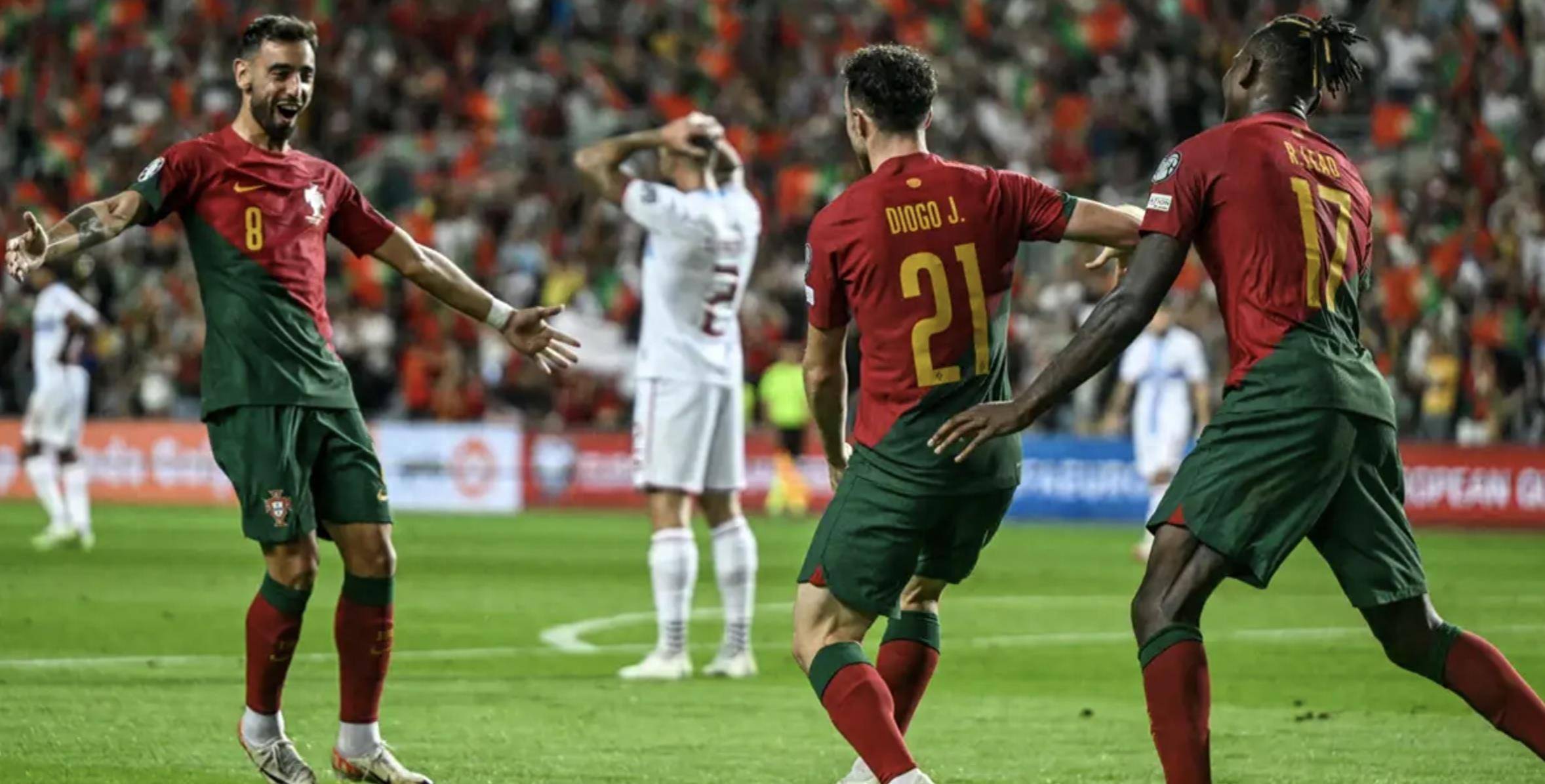 欧洲杯预选赛精彩开启，球员实力风采 