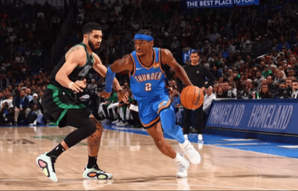 NBA球员风采依旧，引领篮球赛事新篇章的简单介绍