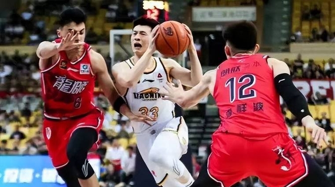 广州军团力压对手，掀起CBA激情新风潮的简单介绍